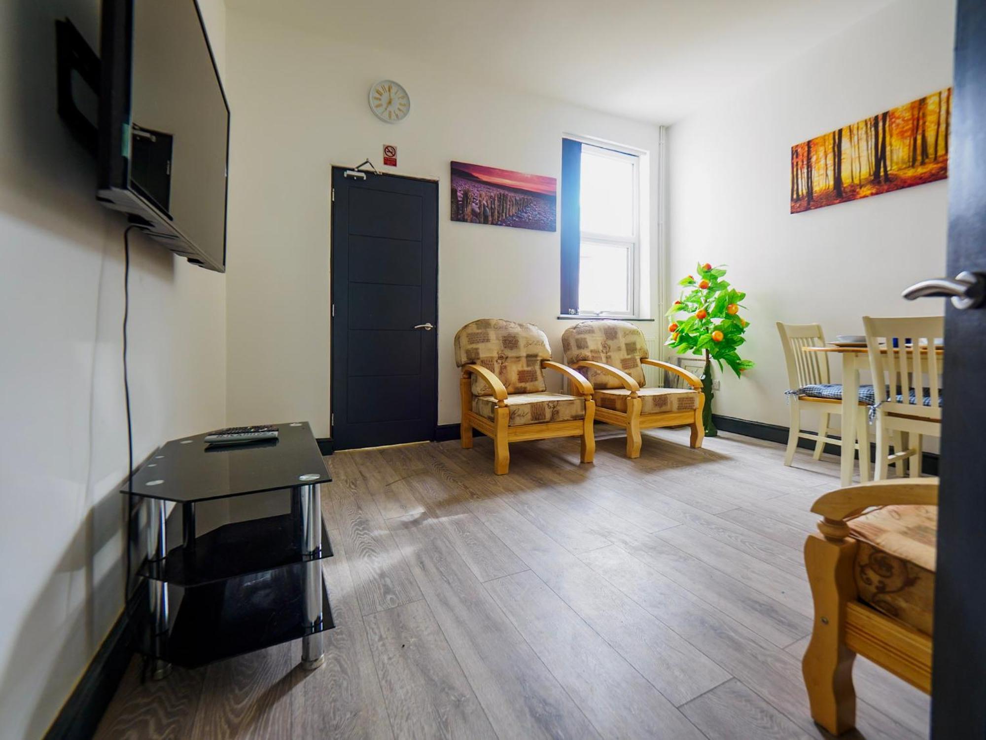 Chatham Lodge Family Room 2 Ensuite Stoke-on-Trent Dış mekan fotoğraf