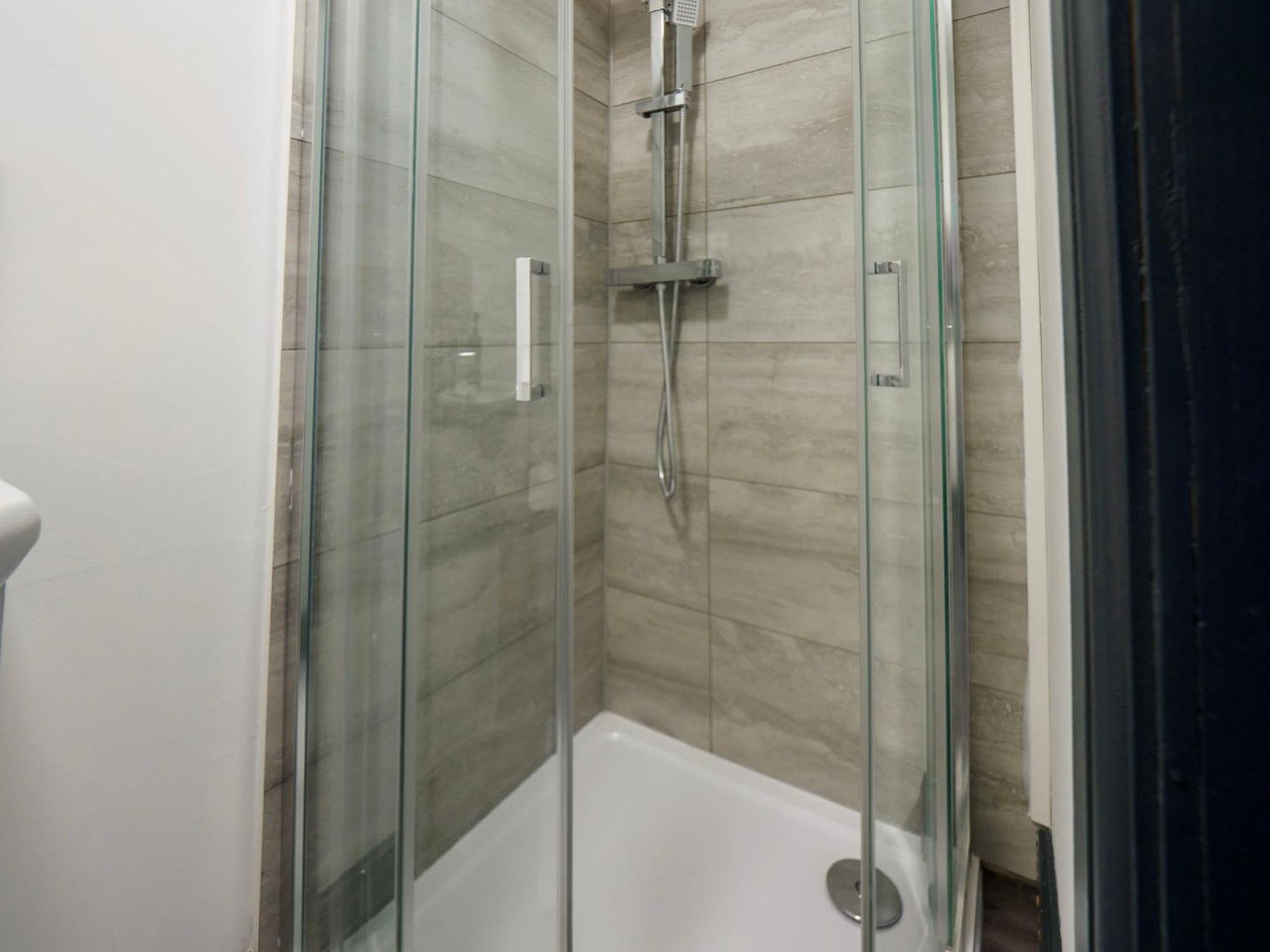 Chatham Lodge Family Room 2 Ensuite Stoke-on-Trent Dış mekan fotoğraf